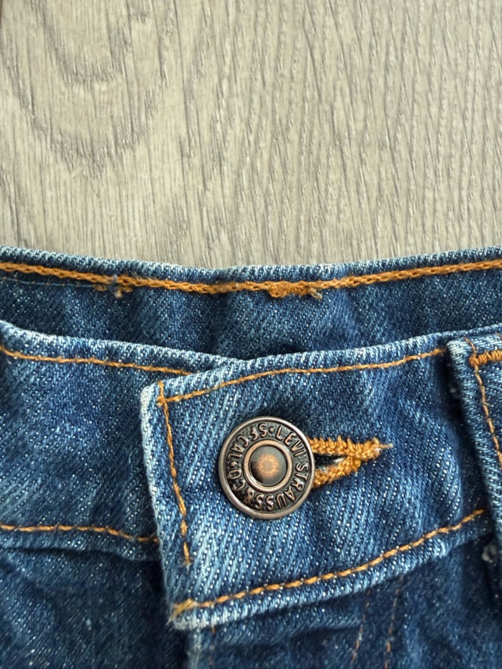 Levi’s Vintage 619 Orange Tab Cut Off Jean Denim Shorts - Picture 5 of 13